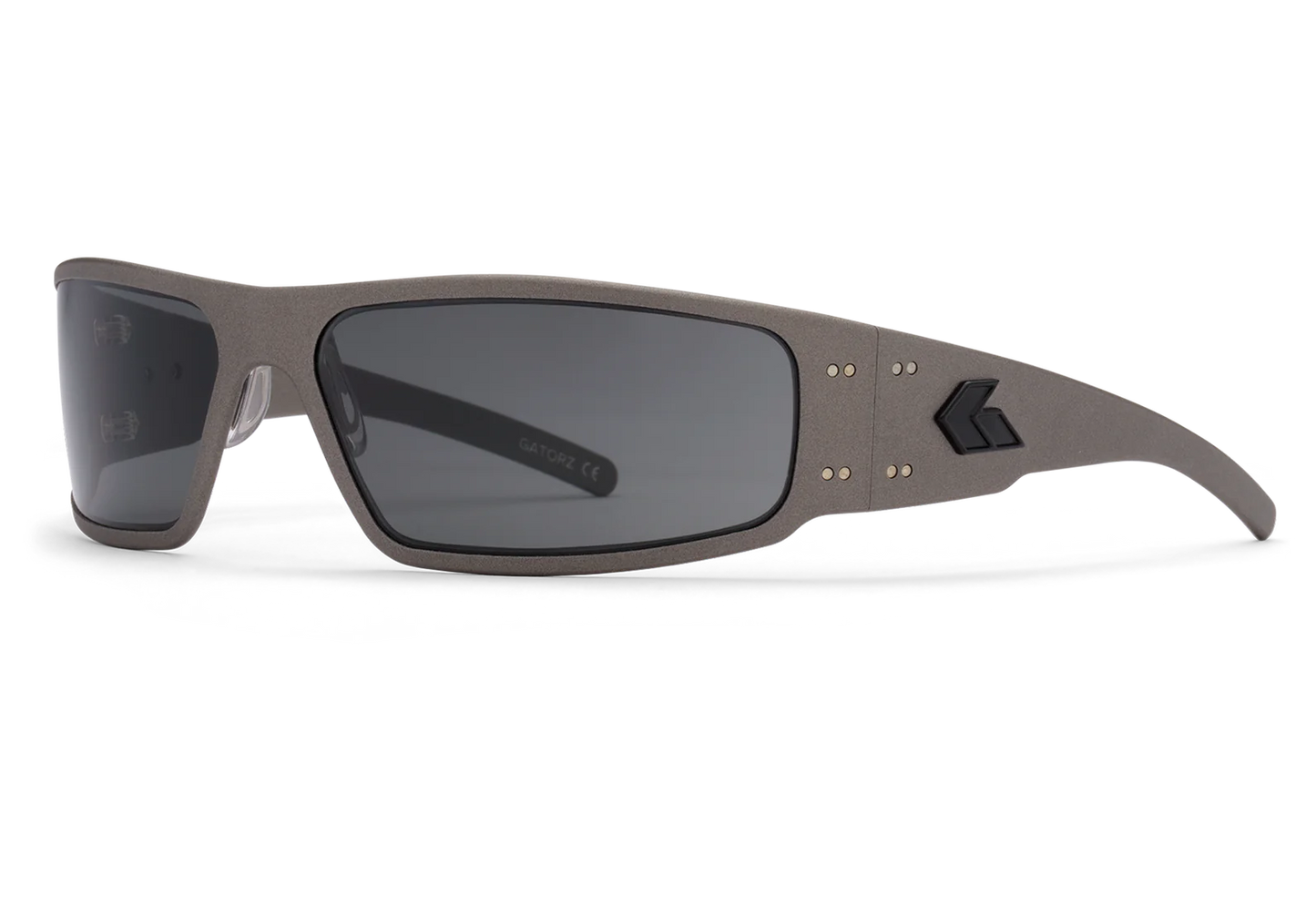 MAGNUM - CERAKOTE GUNMETAL - SMOKE POLARIZED