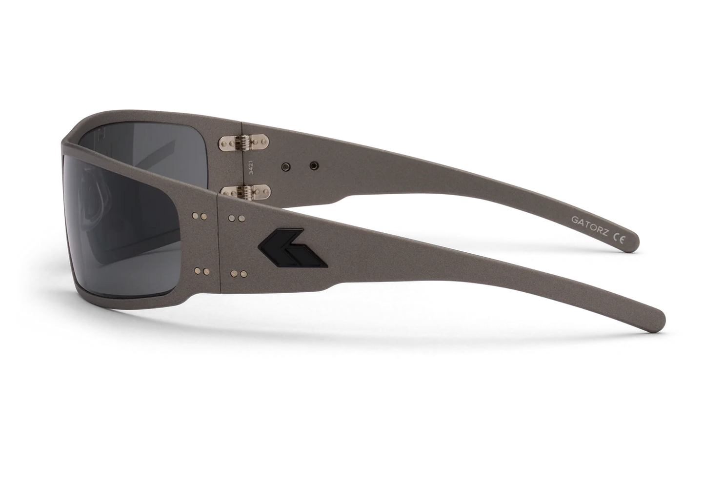 MAGNUM - CERAKOTE GUNMETAL - SMOKE POLARIZED